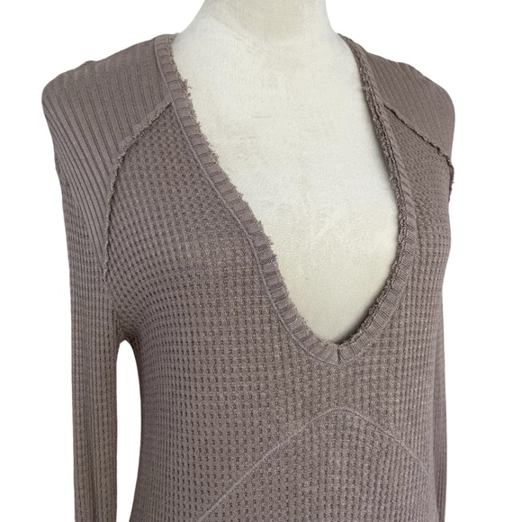 Free People Sunset Park Thermal Long Sleeve Waffle Knit Taupe - Picture 2 of 11